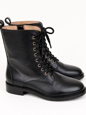 INTENTIONALLY BLANK Elaine Leather Lace-Up Boot Size 6